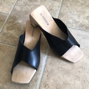 Trippen Sandals Black Leather Wooden 39 or 9 EUC